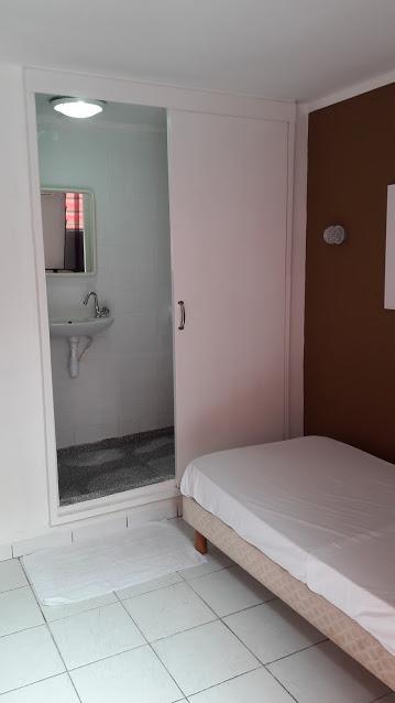 Hotel Du Centre Saint-Denis Bagian luar foto